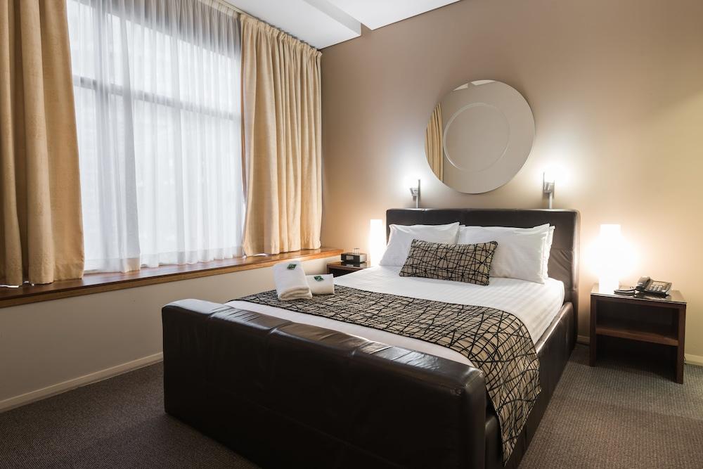 Clarendon Hotel Newcastle Exteriör bild
